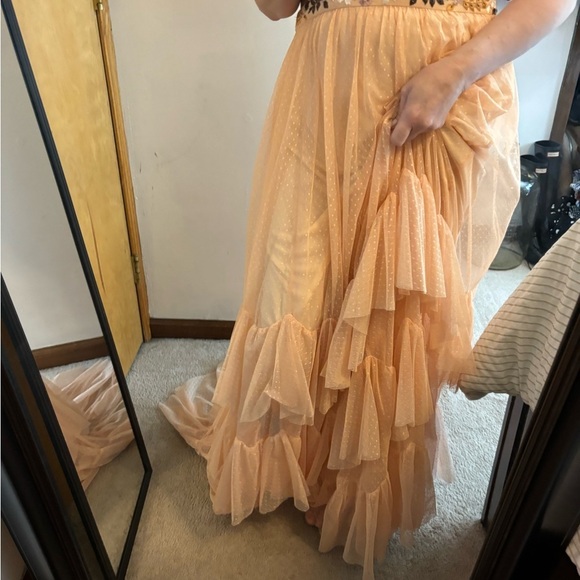 NWT Mac Duggal Cutout Tiered Ruffle Skirt Dress Peach Multi Embroidered - Picture 9 of 16